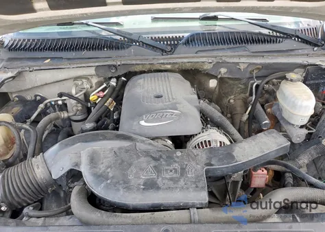 2005 Chevrolet Suburban K1500 from USA, damaged, VIN 3GNFK16Z95G103458